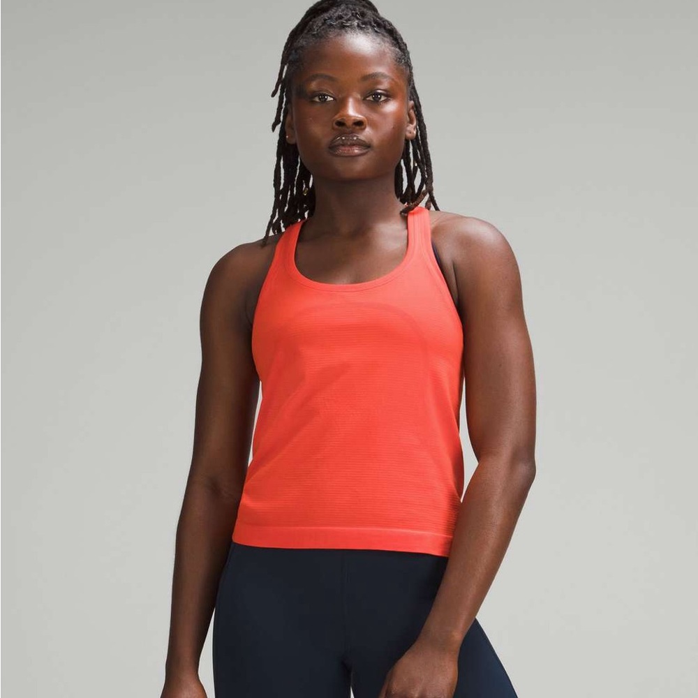 Lulu Swiftly Tech *Race length* *note pull*